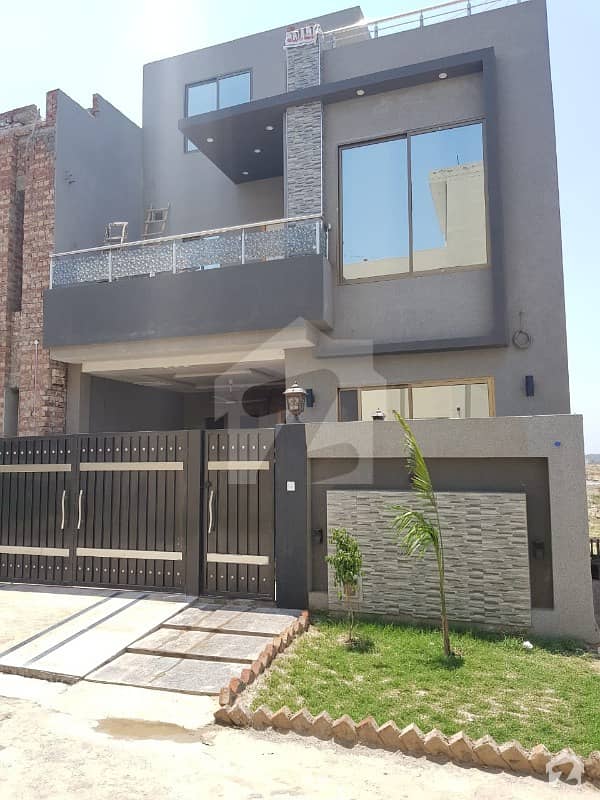 Brand New House With 5 Bed For Sale