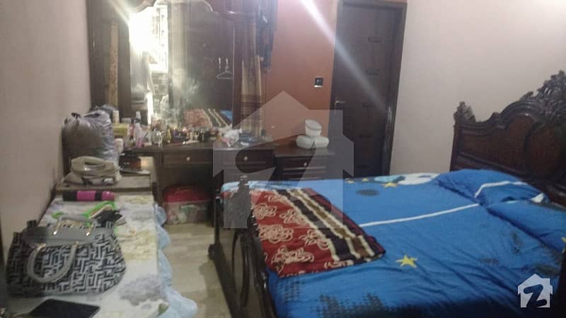 گلشنِ جمال گلشنِ اقبال ٹاؤن کراچی میں 6 کمروں کا 5 مرلہ مکان 2 کروڑ میں برائے فروخت۔