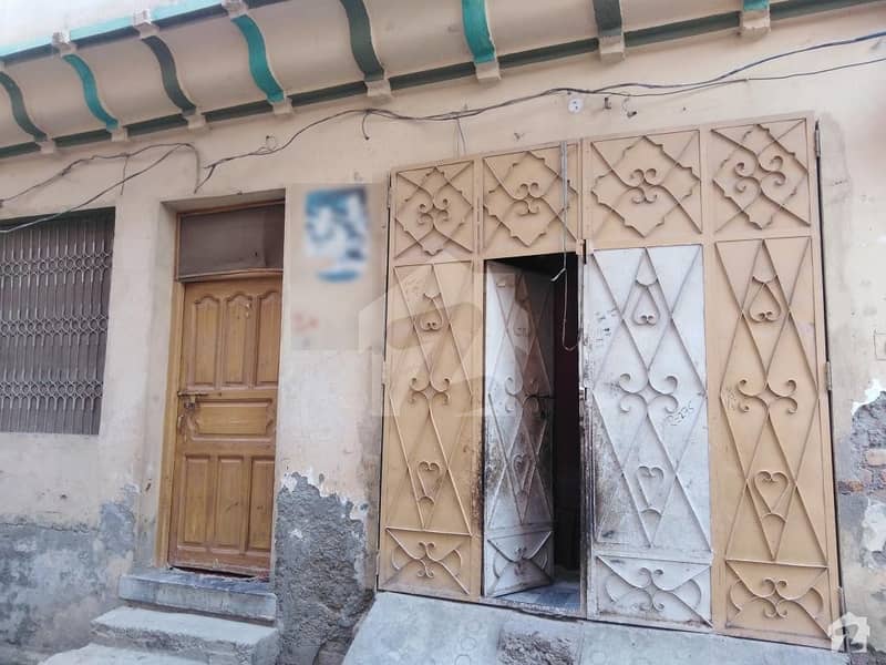 مدینہ کالونی پشاور میں 7 کمروں کا 5 مرلہ مکان 60 لاکھ میں برائے فروخت۔