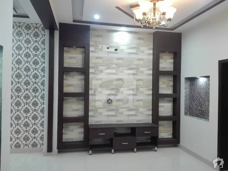 طارق گارڈنز لاہور میں 3 کمروں کا 5 مرلہ مکان 1.45 کروڑ میں برائے فروخت۔