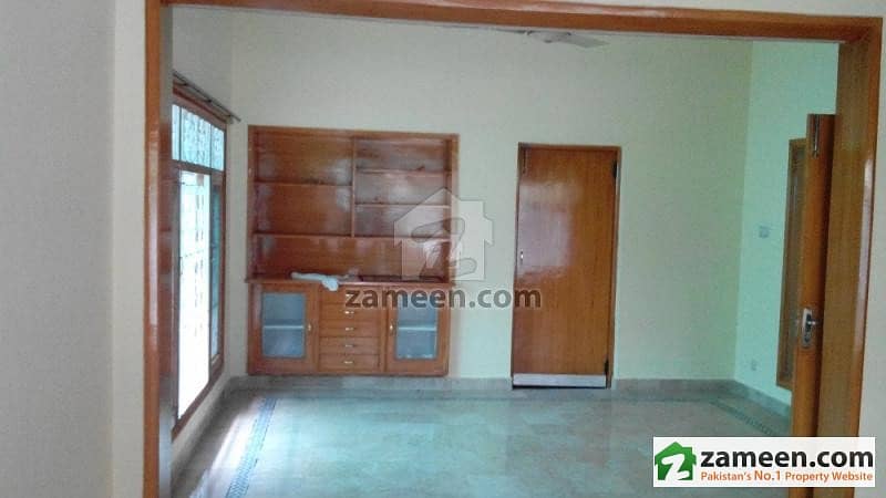 House For Rent With Installed ACs