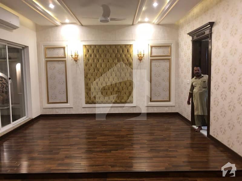 ڈی ایچ اے فیز 3 - بلاک ڈبل ایکس فیز 3 ڈیفنس (ڈی ایچ اے) لاہور میں 3 کمروں کا 5 مرلہ مکان 1.6 کروڑ میں برائے فروخت۔