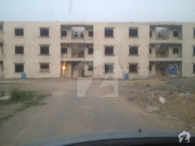 Flat Available For Sale  In  Khayaban-e-Amin - Block P