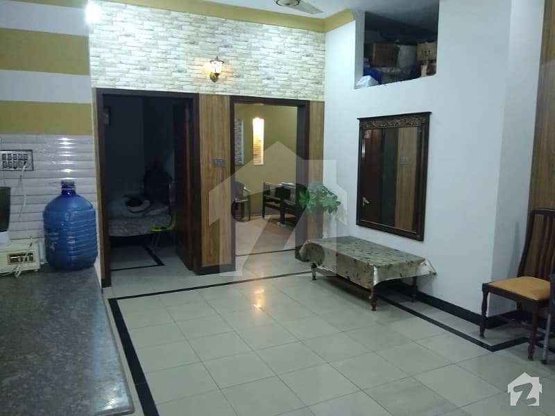 چائنہ سکیم ۔ بلاک بی2 چائنہ سکیم لاہور میں 6 کمروں کا 10 مرلہ مکان 1.9 کروڑ میں برائے فروخت۔