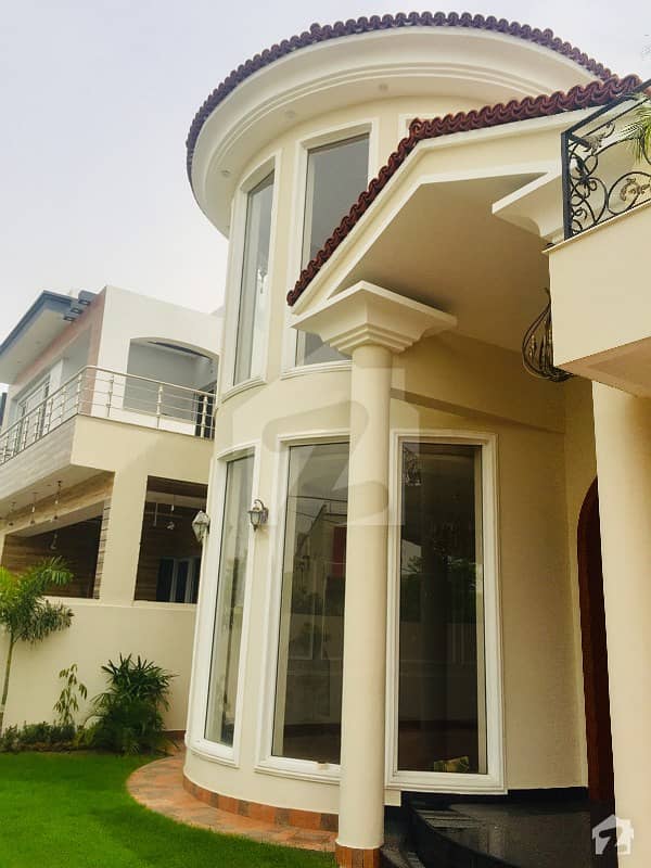 1Kanal BrandNew House For Sale