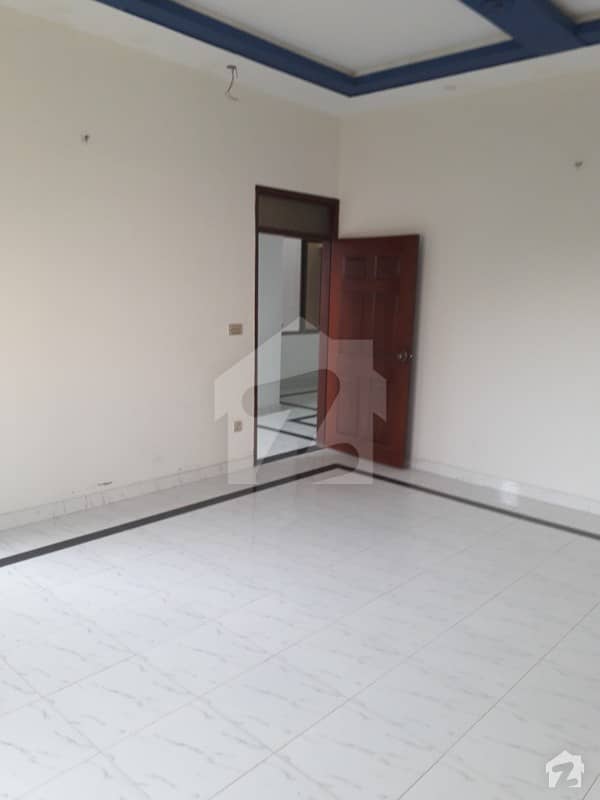 300 Yd Available House Is Available For Sale In Gulistan-e-Jauhar Block 1