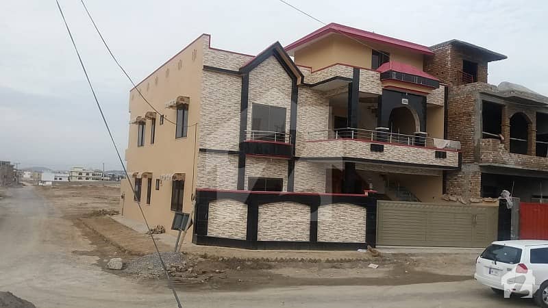 Wah Cant New City Phase 1 Sector H Size 10 Marla Corner House for Sale