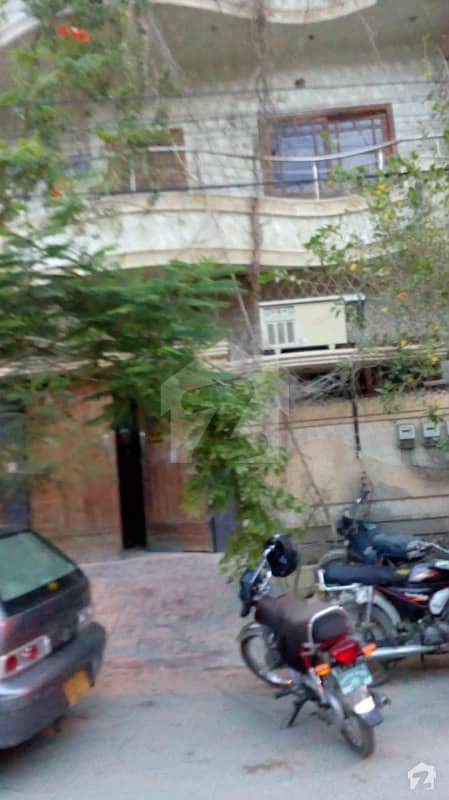 100 Sq Yard House Is Available For Sale On Ameer Khusro Road
