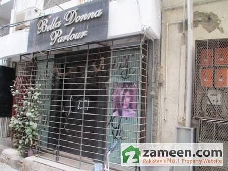 Beauty Parlor Available On Rent In Badar Commercial