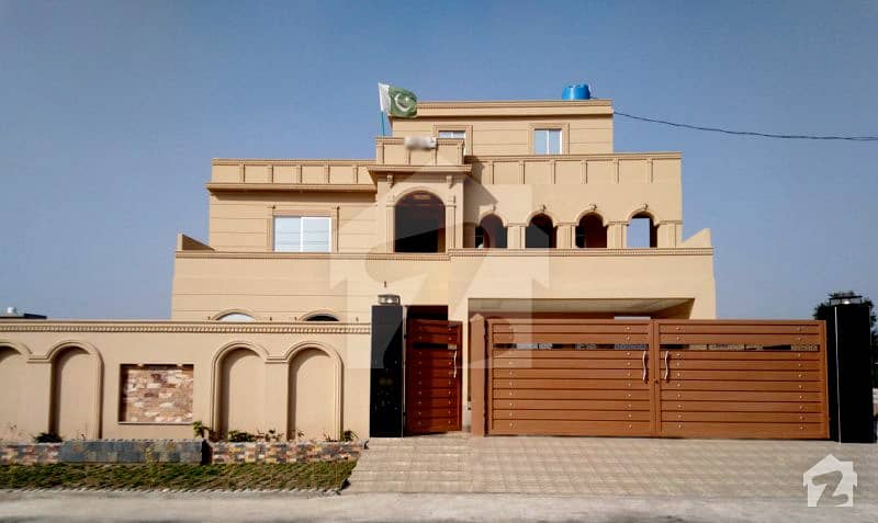 1 Kanal House For Sale In Nashman-E-Iqbal Phase 2