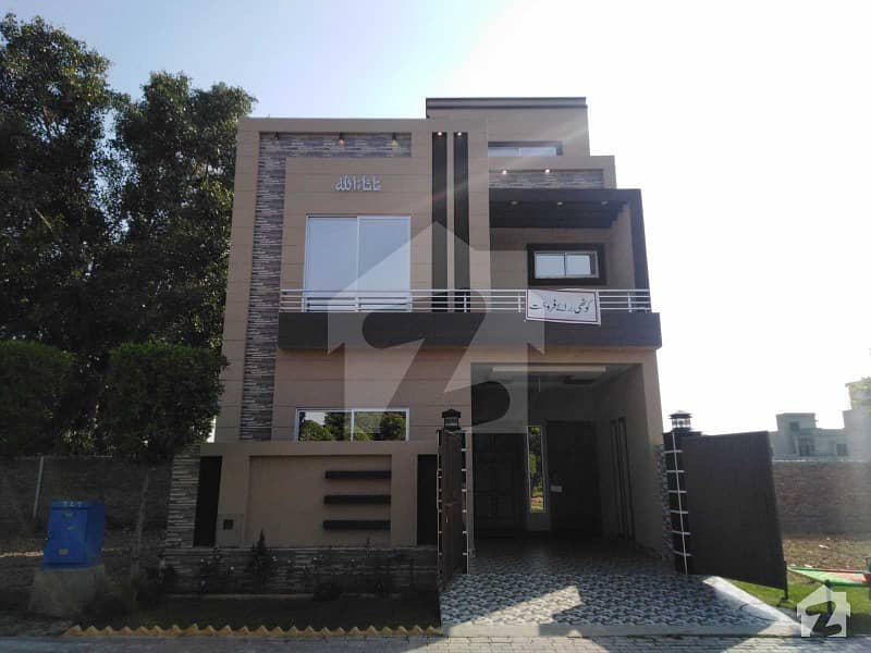Brand New Triple Storey House Is Available For Sale