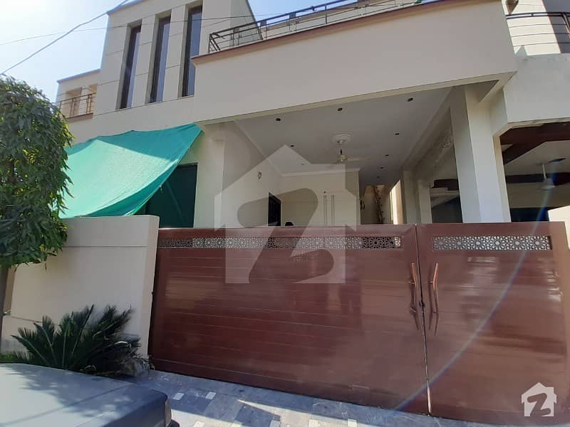 Near Packages Mall 8 Marla Bungalow With 6 Bedroom Available For Sale In DHA Phase 3 XX