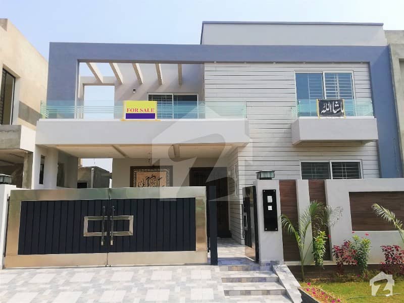 Leads Presenting 10 Marla Prime Location Bungalow For Sale