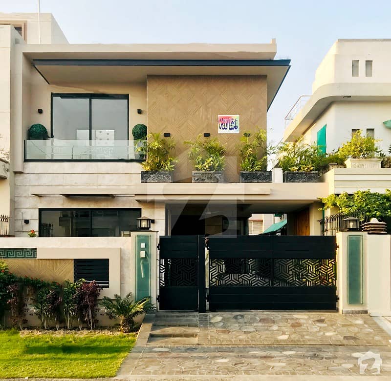 Top Class Brand New Luxury Palace Top Class Brand New Luxury Palace