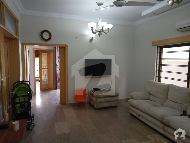 بحریہ ٹاؤن فیز 3 بحریہ ٹاؤن راولپنڈی راولپنڈی میں 4 کمروں کا 10 مرلہ مکان 2.15 کروڑ میں برائے فروخت۔