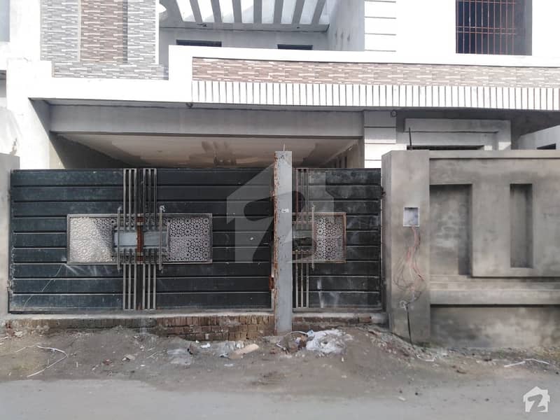 ایم بی ولاز کشمیر روڈ سیالکوٹ میں 10 مرلہ مکان 2.25 کروڑ میں برائے فروخت۔