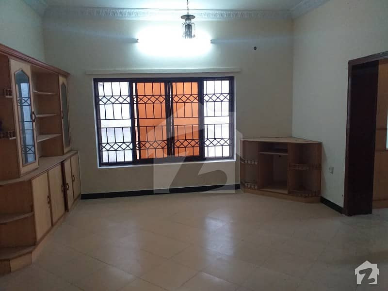 7 Bed Rooms Full House Available For Rent At F-6/1 Islamabad