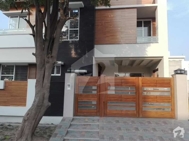 10 Marla House Is Available For Sale In Wapda City Block M Faisalabad