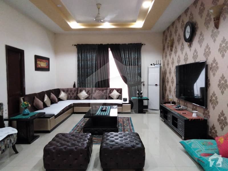 گارڈن ٹاؤن - شیر شاہ بلاک گارڈن ٹاؤن لاہور میں 3 کمروں کا 1 کنال مکان 4.1 کروڑ میں برائے فروخت۔