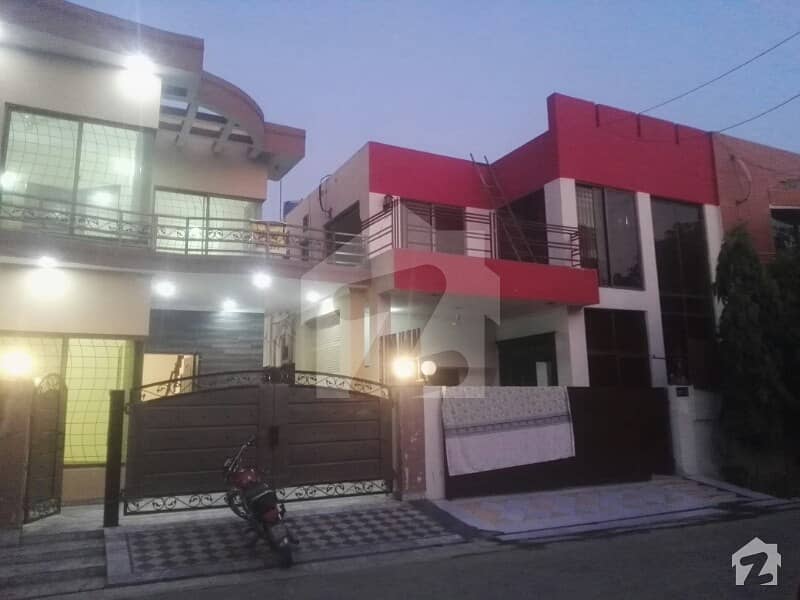 8 marla Luxury Bungalow For Rent in DHA Lahore