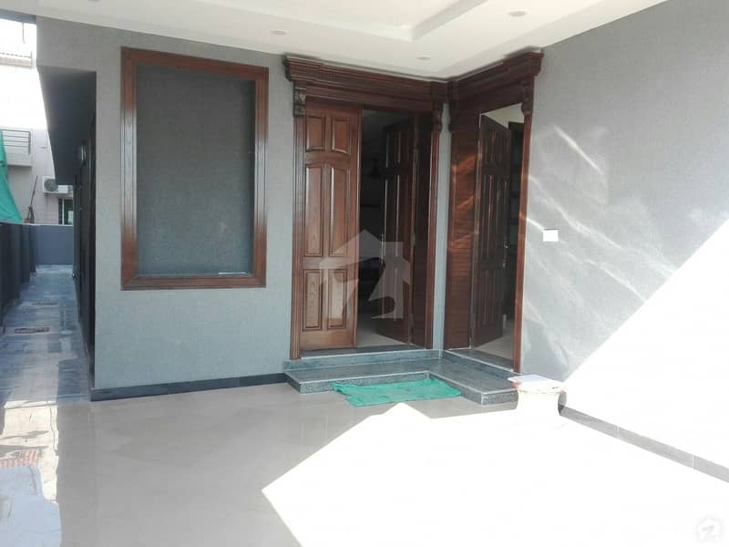 Cornish Road Double Storey & Double Unit House Is Available For Sale Cornish Road Double Storey & Double Unit House Is Available For Sale