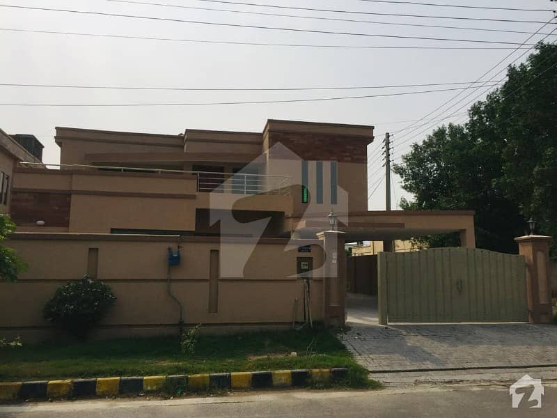One Kanal Corner IH House For Rent In Paf Falcon Complex Gulberg iii Lahore