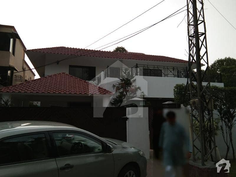 Hot Deal Near To New Airport 26 Marla Bungalow For Sale In Cantt