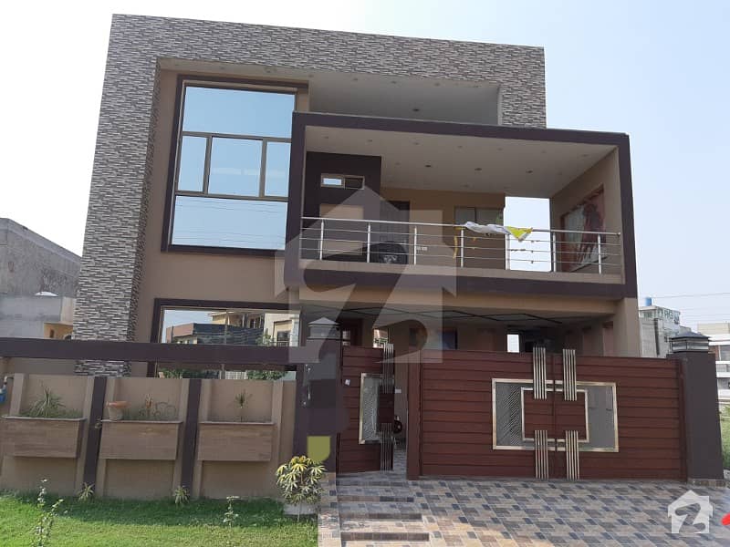 10 Marla Brand New Designer House For Sale Near Main Road Park And Mosque