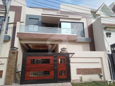 Here Is A Good Opportunity To Live In A Well-Built House Here Is A Good Opportunity To Live In A Well-Built House
