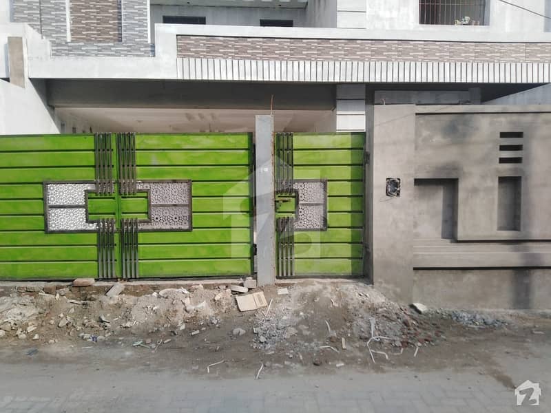 Here Is A Good Opportunity To Live In A Well-Built House Here Is A Good Opportunity To Live In A Well-Built House