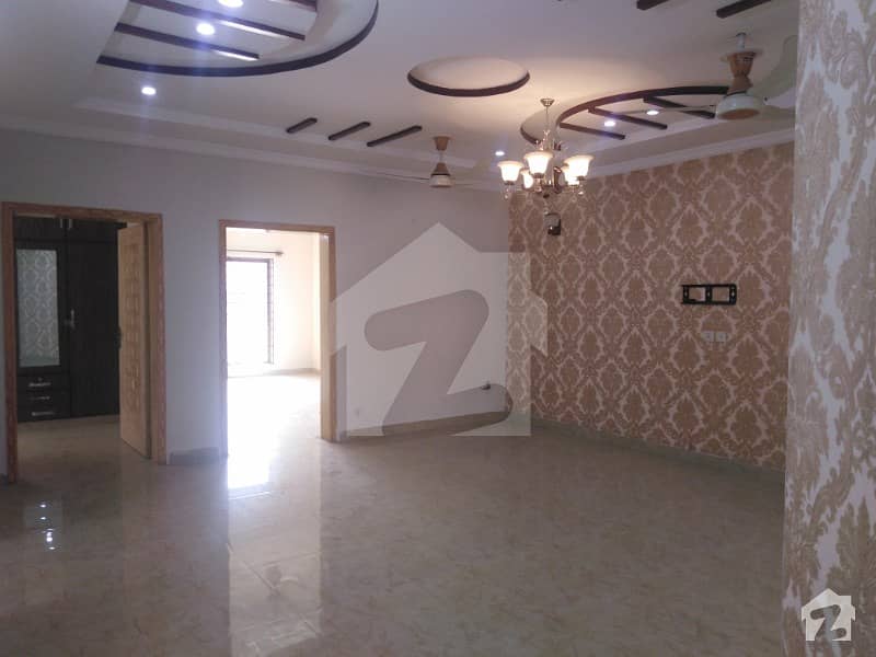 10 Marla Upper Portion Available for Rent in Bahria Town Phase 8 Block C