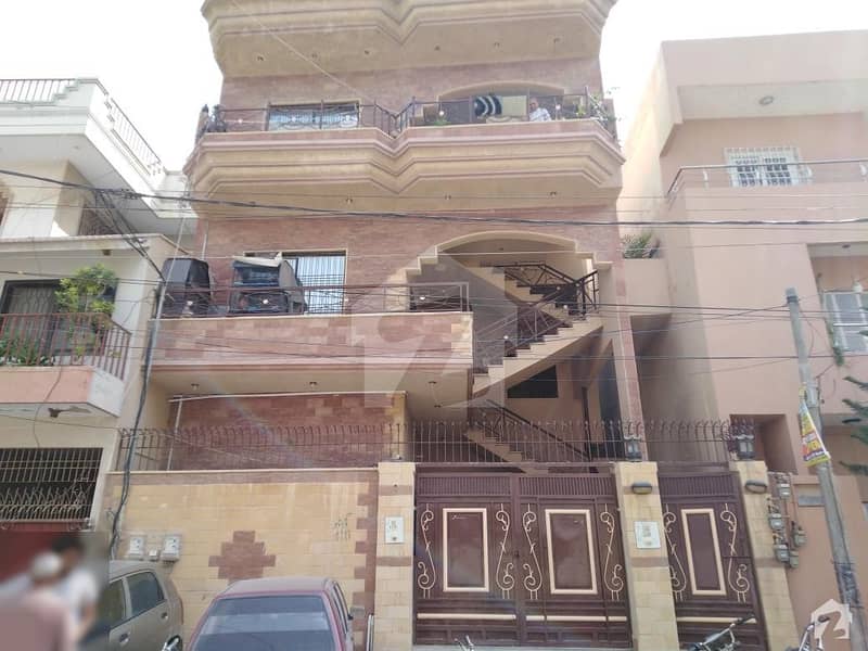 فیڈرل بی ایریا ۔ بلاک 12 فیڈرل بی ایریا کراچی میں 8 کمروں کا 8 مرلہ مکان 3.9 کروڑ میں برائے فروخت۔