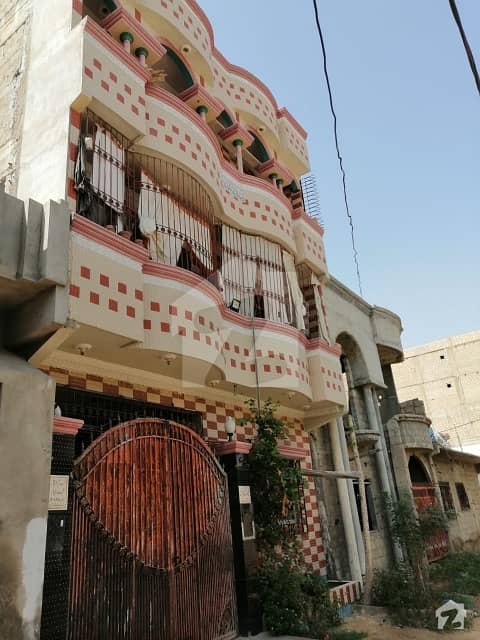 صفورا گوٹھ گلستانِ جوہر کراچی میں 5 کمروں کا 1 مرلہ مکان 1.4 کروڑ میں برائے فروخت۔