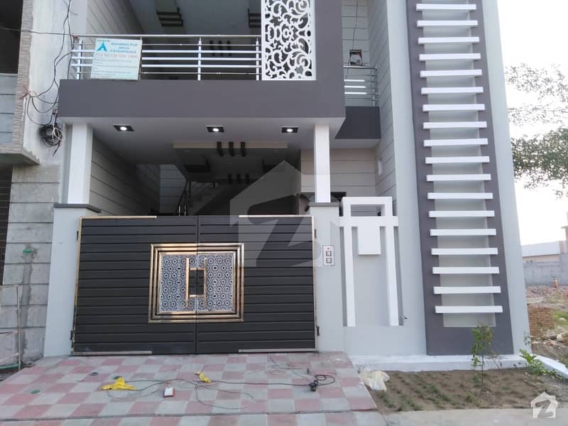 سٹار ولاز جہانگی والا روڈ بہاولپور میں 4 کمروں کا 5 مرلہ مکان 75 لاکھ میں برائے فروخت۔