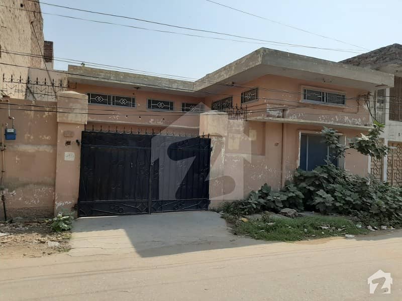 10.5 Marla  House For Sale In Walayatabad