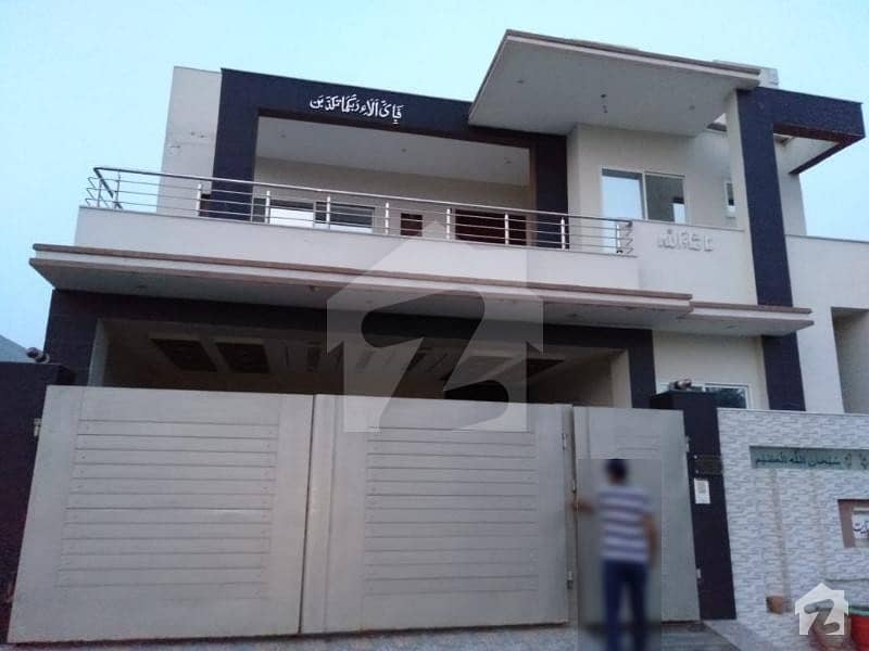 10 Marla Beautiful Double Storey House For Rent