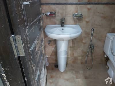 نارتھ ناظم آباد ۔ بلاک ڈی نارتھ ناظم آباد کراچی میں 3 کمروں کا 8 مرلہ زیریں پورشن 1.55 کروڑ میں برائے فروخت۔ نارتھ ناظم آباد ۔ بلاک ڈی نارتھ ناظم آباد کراچی میں 3 کمروں کا 8 مرلہ زیریں پورشن 1.55 کروڑ میں برائے فروخت۔