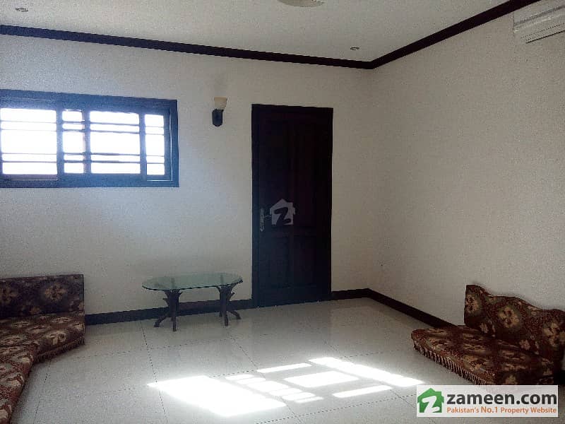 666 Sq. Yard Bungalow Chance Deal For Sale In DHA Phase 6