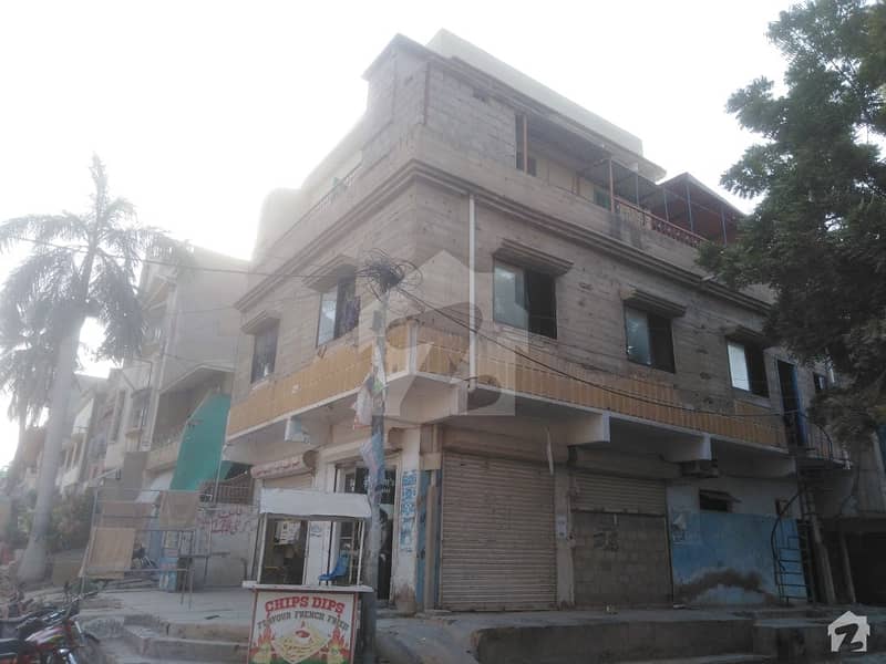 بفر زون - سیکٹر 15-A / 4 بفر زون نارتھ کراچی کراچی میں 6 کمروں کا 6 مرلہ مکان 2.1 کروڑ میں برائے فروخت۔