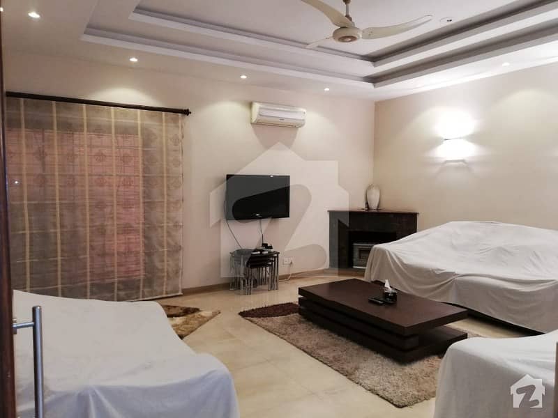 ڈی ایچ اے فیز 3 - بلاک وائے فیز 3 ڈیفنس (ڈی ایچ اے) لاہور میں 5 کمروں کا 1 کنال مکان 3.95 کروڑ میں برائے فروخت۔