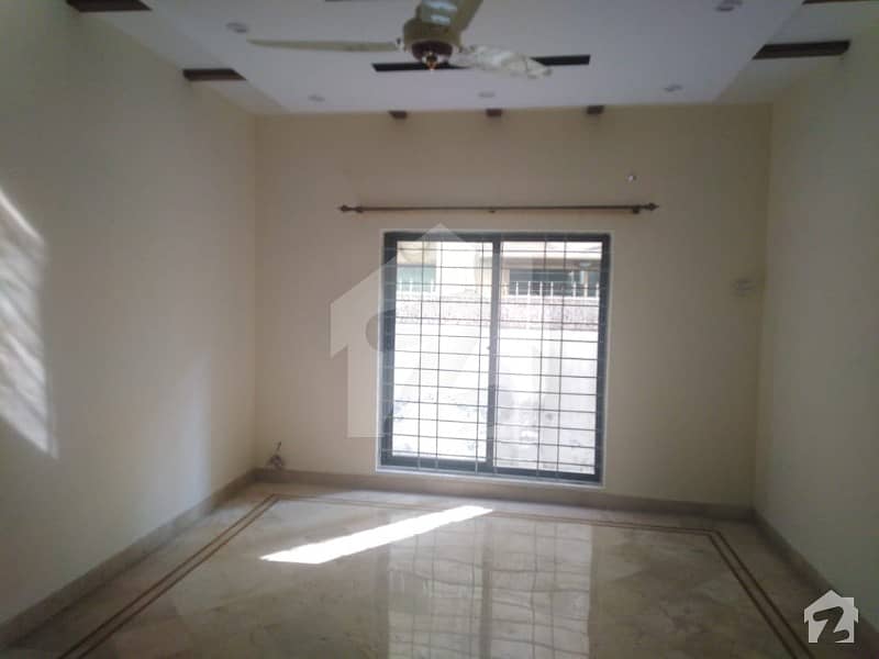 1 Kanal Full House For Rent In Dha Phase 2 Prime Location Neat To Park And Masjid