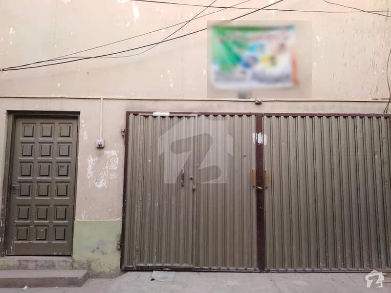 جلیل آباد ملتان میں 7 کمروں کا 10 مرلہ مکان 1.65 کروڑ میں برائے فروخت۔