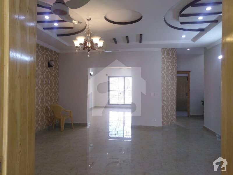 Independent 10 Marla Upper Portion For Rent In Bahria Town Phase 8 Block C