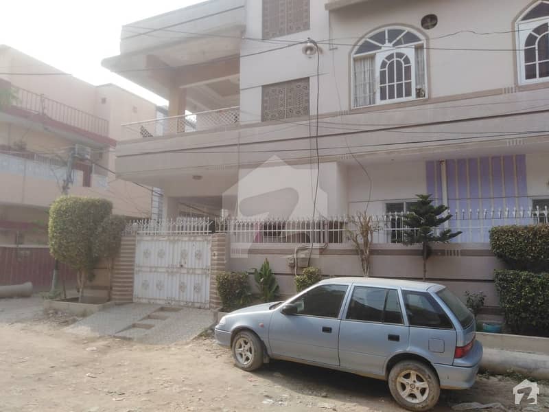 بفر زون - سیکٹر 15-A / 4 بفر زون نارتھ کراچی کراچی میں 6 کمروں کا 5 مرلہ مکان 2.1 کروڑ میں برائے فروخت۔