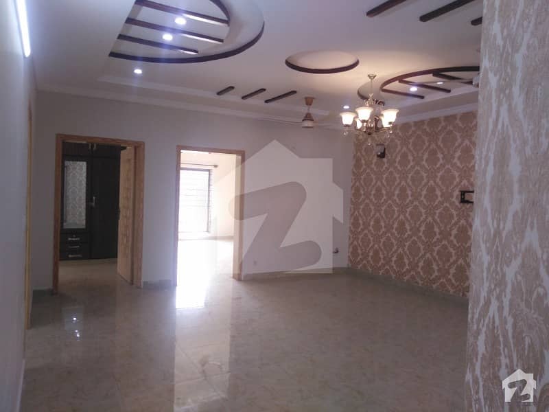 10 Marla Upper Portion for Rent in Bahria Town Phase 8 Block C
