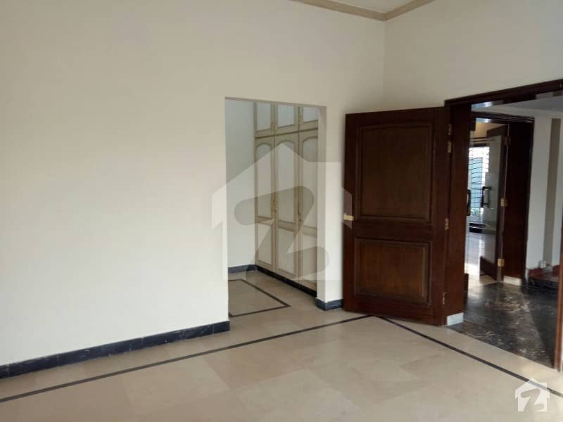 Defence One Kanal Upper Portion For Rent In Dha Lahore