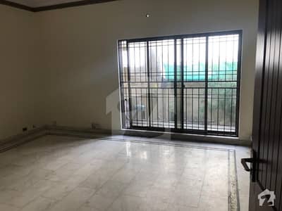 Prime Location 1 Kanal Beautiful Lower Portion With Basement Hall For Rent In Dha Phase 4 Block Dd Prime Location 1 Kanal Beautiful Lower Portion With Basement Hall For Rent In Dha Phase 4 Block Dd
