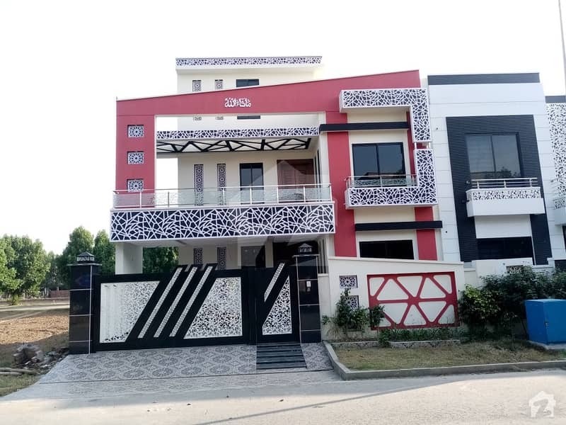 House Is Available For Sale In Block BB Phase 1