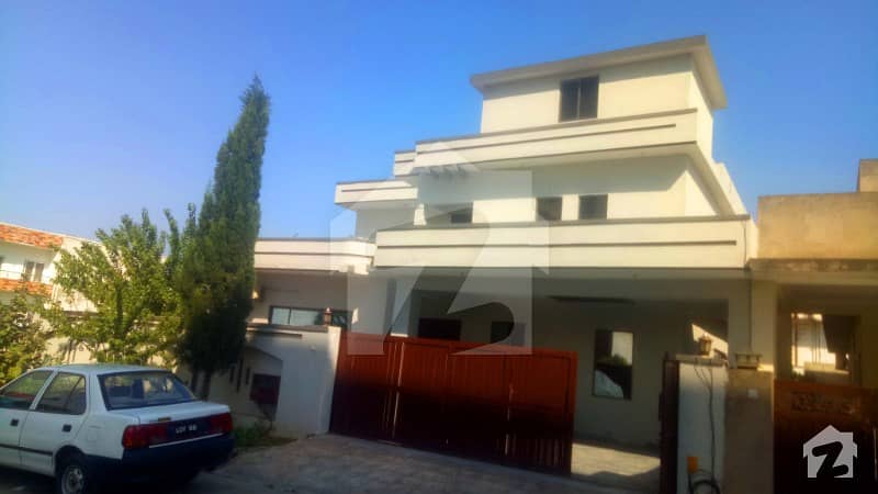 1 Kanal Used Bungalow For Sale In Dha 2