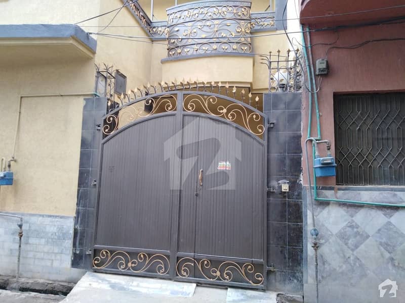 دورنپور پشاور میں 5 کمروں کا 4 مرلہ مکان 65 لاکھ میں برائے فروخت۔